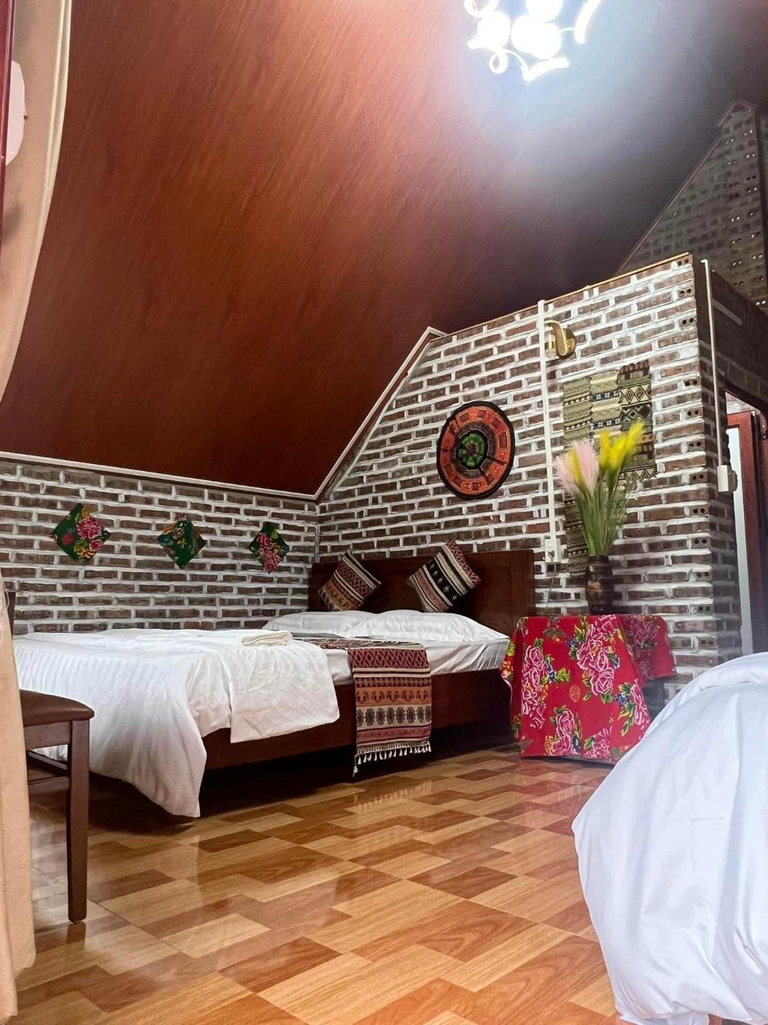 Nha San Homestay Yen Minh Kültér fotó